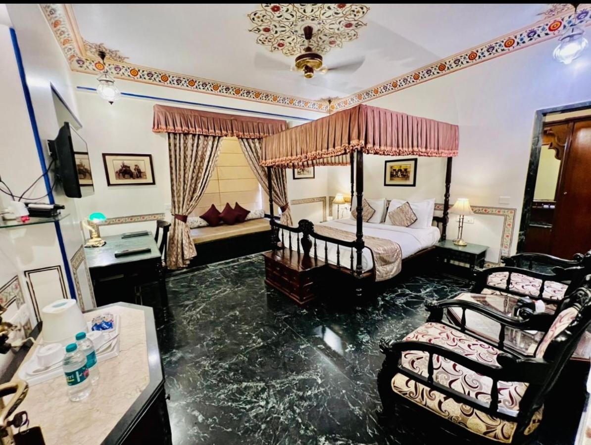 Umaid Mahal - A Heritage Style Boutique Hotel Jaipur Exterior foto